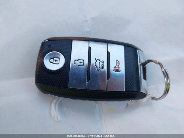 5XXGR4A79FG412853 KIA OPTIMA SX