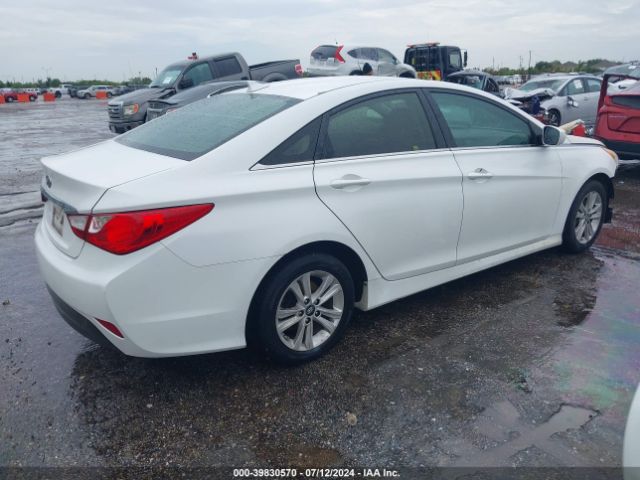 5NPEB4AC6EH835899 Hyundai SONATA GLS