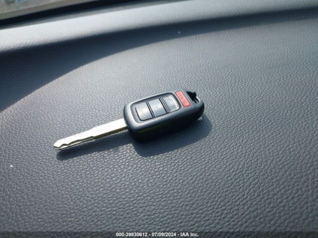 1HGCR2F33GA048128 Honda ACCORD LX
