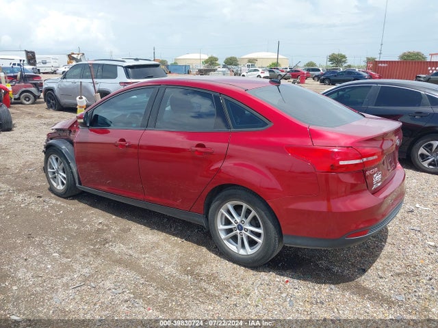 Ford FOCUS SE 2017 1FADP3F22HL244787 Image 3