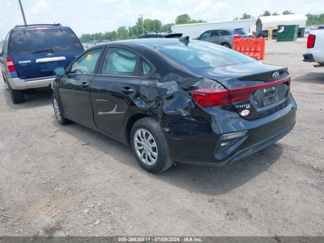 3KPF24AD9ME338989 KIA FORTE FE