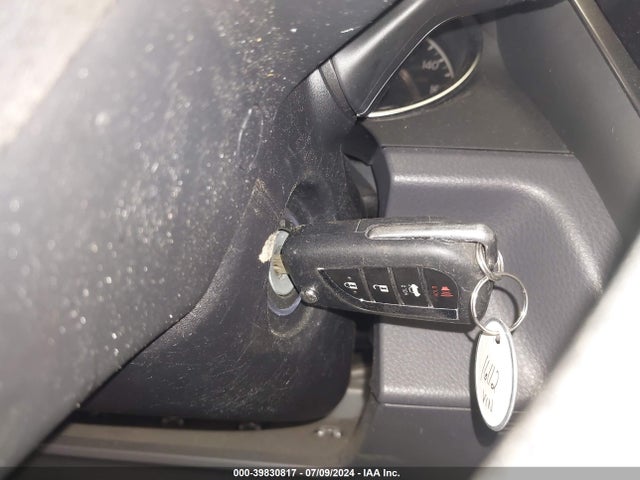 Toyota CAMRY LE 2018 JTNB11HK5J3016112 Image 11