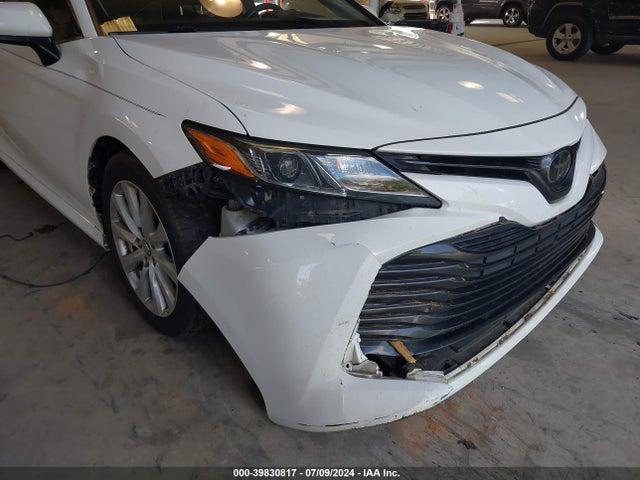 Toyota CAMRY LE 2018 JTNB11HK5J3016112 Image 12