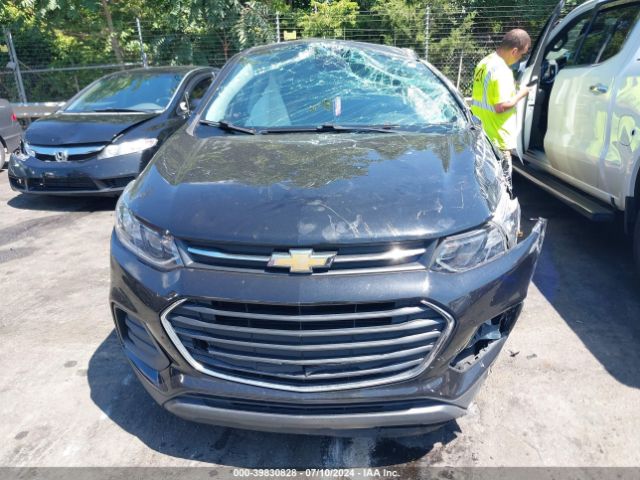 KL7CJKSB0LB331087 Chevrolet Trax Fwd Ls