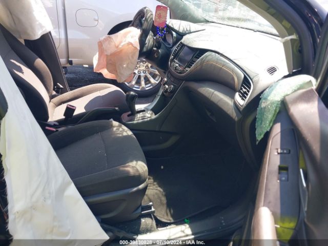 KL7CJKSB0LB331087 Chevrolet Trax Fwd Ls