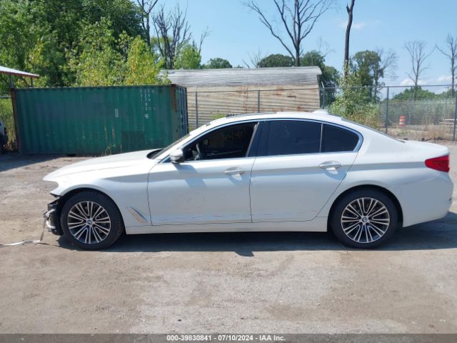 WBAJA7C36HG905083 BMW 530i Xdrive
