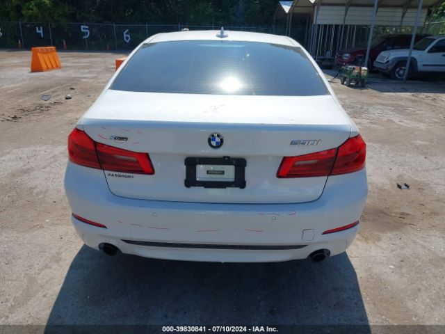 WBAJA7C36HG905083 BMW 530i Xdrive