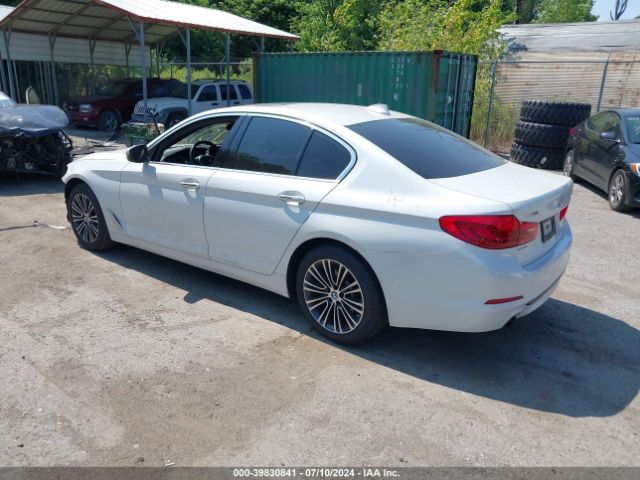 WBAJA7C36HG905083 BMW 530i Xdrive