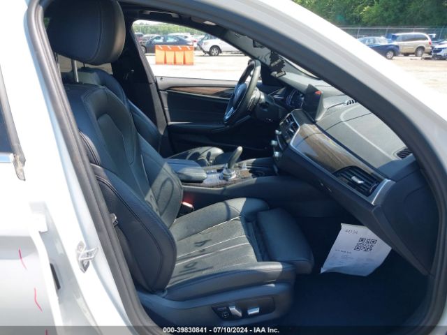 WBAJA7C36HG905083 BMW 530i Xdrive