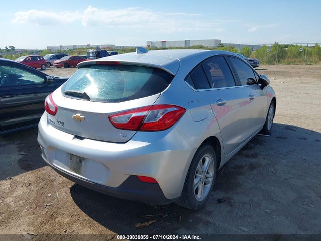 Chevrolet Cruze Lt Auto 2018 3G1BE6SM3JS637304 Image 4