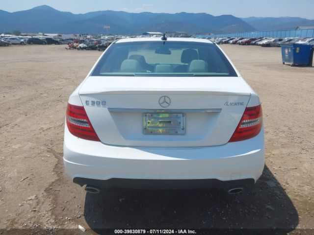 WDDGF8AB6EA953556 Mercedes-Benz C 300 Luxury 4matic/sport 4matic