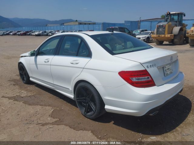 WDDGF8AB6EA953556 Mercedes-Benz C 300 Luxury 4matic/sport 4matic