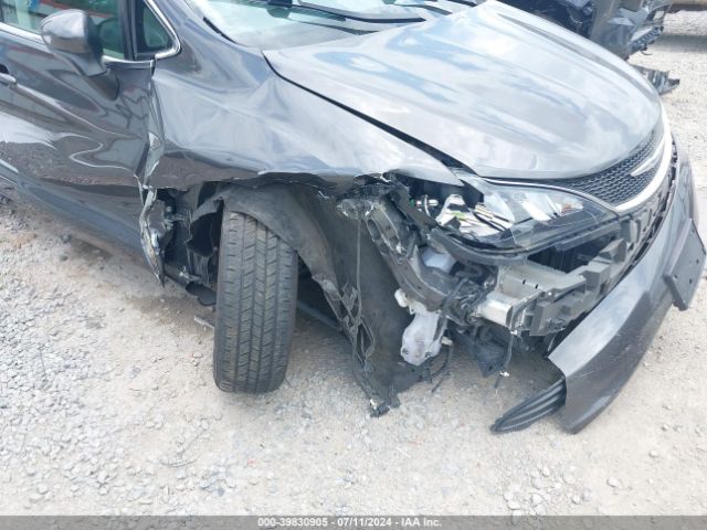 2C4RC1DG0LR262624 Chrysler Voyager Lxi