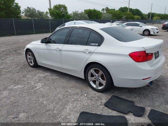 WBA3A5C55FF607643 BMW 328I