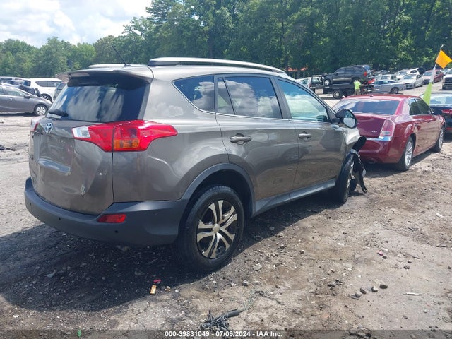 Toyota RAV4 LE 2014 2T3BFREV0EW226462 Image 4