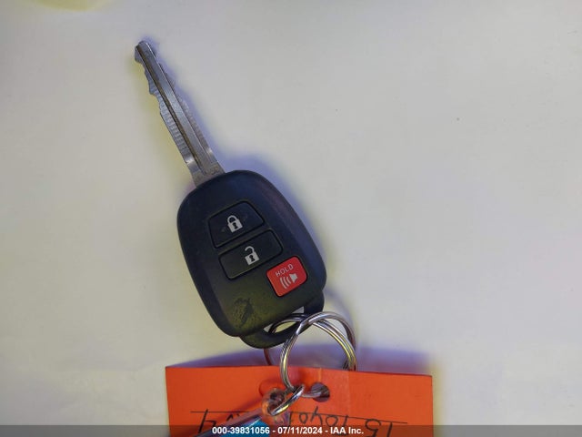 Toyota RAV4 LE 2015 2T3BFREV1FW371236 Image 11