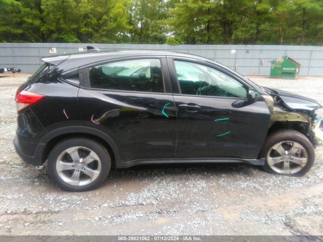 3CZRU6H30NM709152 Honda Hr-v Awd Lx