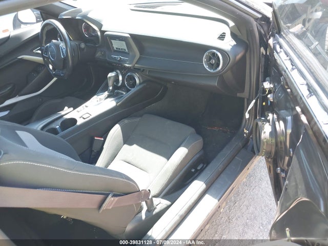 Chevrolet Camaro 1lt 2017 1G1FB1RS4H0177511 Image 5