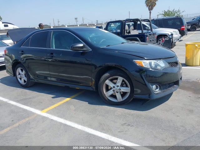 Toyota CAMRY SE 2014 4T1BF1FK0EU412033 Image 1