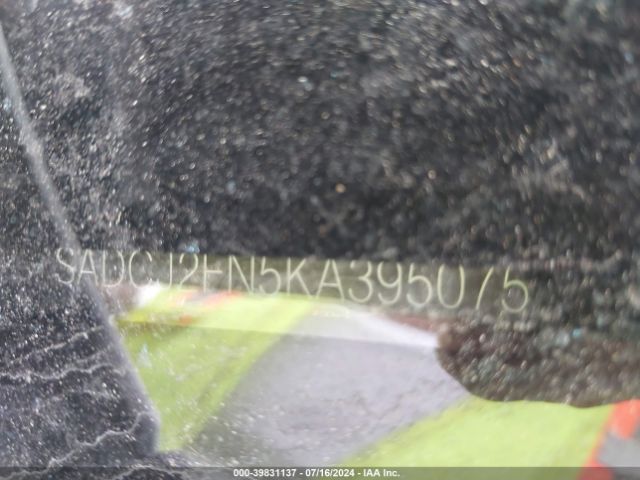 SADCJ2FN5KA395075 Jaguar F-pace 20d Premium