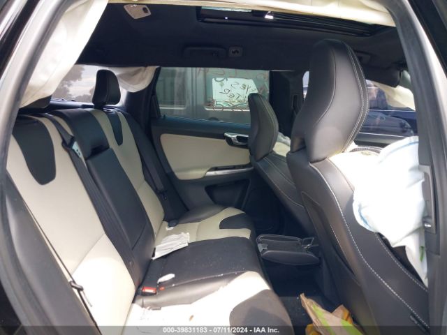 YV4902RMXG2815651 Volvo Xc60 T6 Platinum