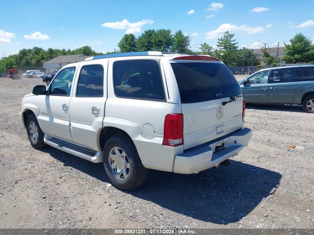 2005 CADILLAC ESCALADE 1GYEC63T95R156279 Photo 2