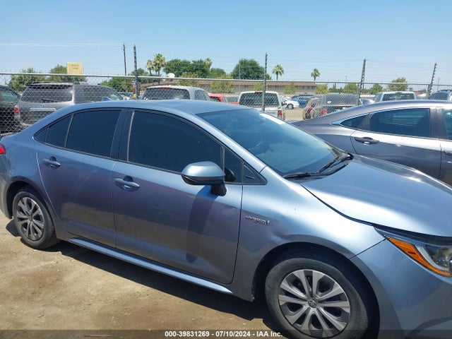 Toyota Corolla Hybrid Le 2021 JTDEAMDE9MJ019033 Image 13