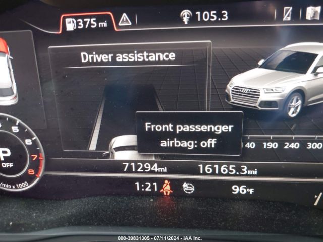 WA1CNAFY1J2091085 Audi Q5 2.0t Premium/2.0t Tech Premium
