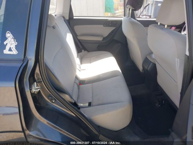 JF2SJAAC2JG510462 Subaru Forester 2.5i