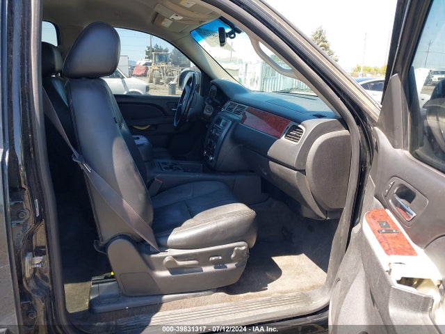 GMC YUKON SLT 2014 1GKS2CE08ER106121 Image 5
