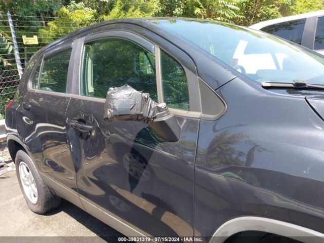 3GNCJPSB0FL253324 Chevrolet Trax 1ls