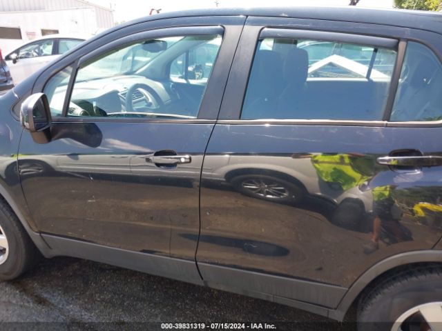 3GNCJPSB0FL253324 Chevrolet Trax 1ls