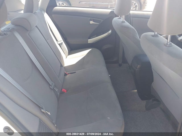 Toyota PRIUS PLUG-IN 2014 JTDKN3DPXE3055483 Image 8