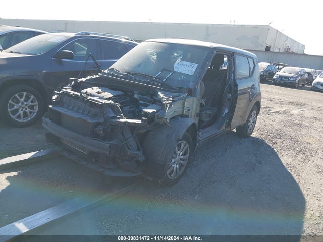 KIA SOUL LX 2020 KNDJ23AU5L7024792 Image 2