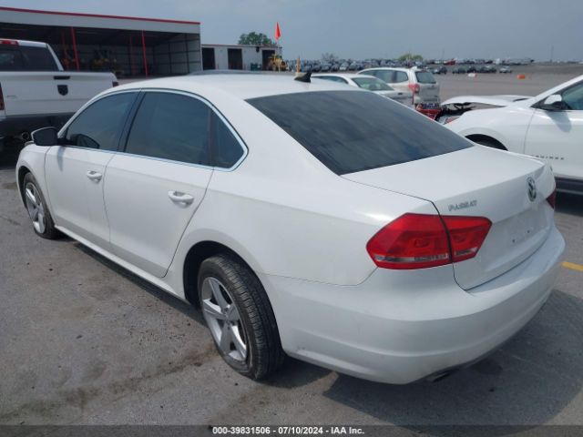 1VWBS7A32EC115321 Volkswagen Passat 1.8t Se