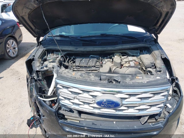 Ford EXPLORER XLT 2018 1FM5K8D86JGB30674 Image 10