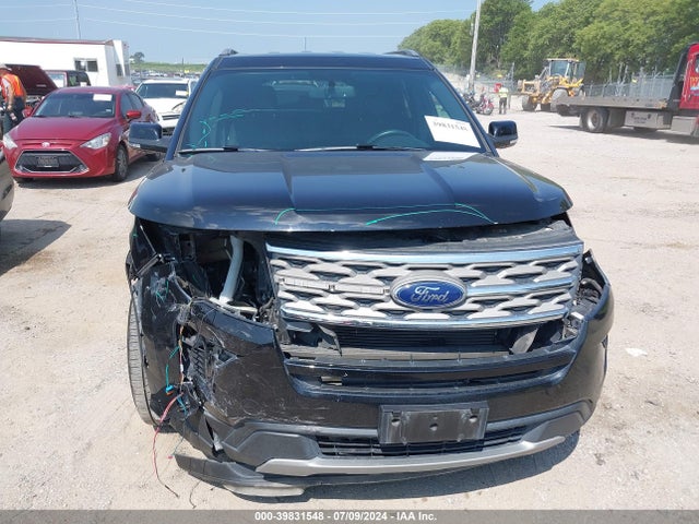 Ford EXPLORER XLT 2018 1FM5K8D86JGB30674 Image 12