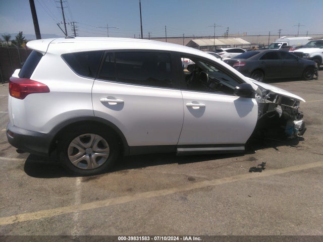 Toyota RAV4 LE 2014 2T3ZFREV8EW111381 Image 14