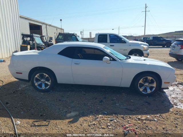 2C3CDYAG8EH311324 Dodge Challenger Sxt