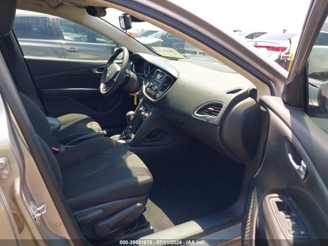 1C3CDFFA2GD803520 Dodge Dart Sxt Sport