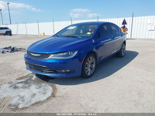 1C3CCCBG4FN531105 Chrysler 200 S