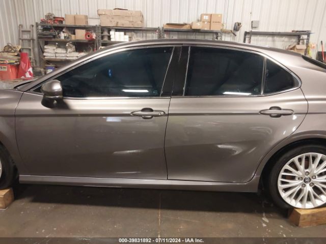 4T1B11HK8JU043850 Toyota CAMRY XLE
