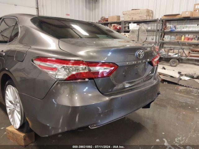 4T1B11HK8JU043850 Toyota CAMRY XLE