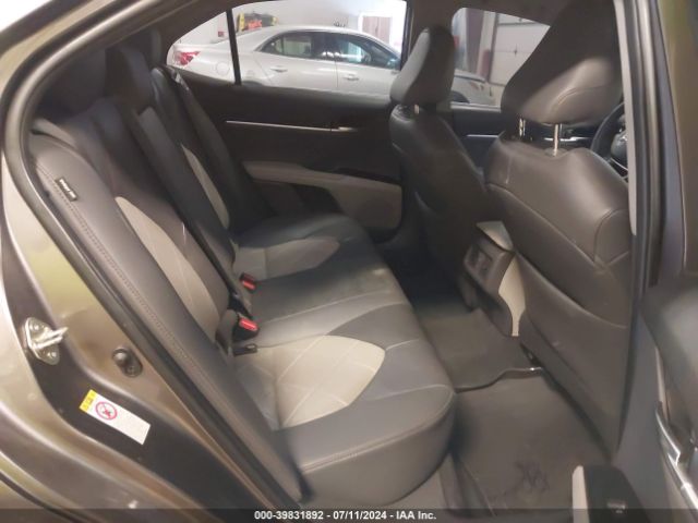 4T1B11HK8JU043850 Toyota CAMRY XLE