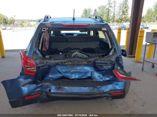 JF2SJADC5FH828170 Subaru Forester 2.5i Premium