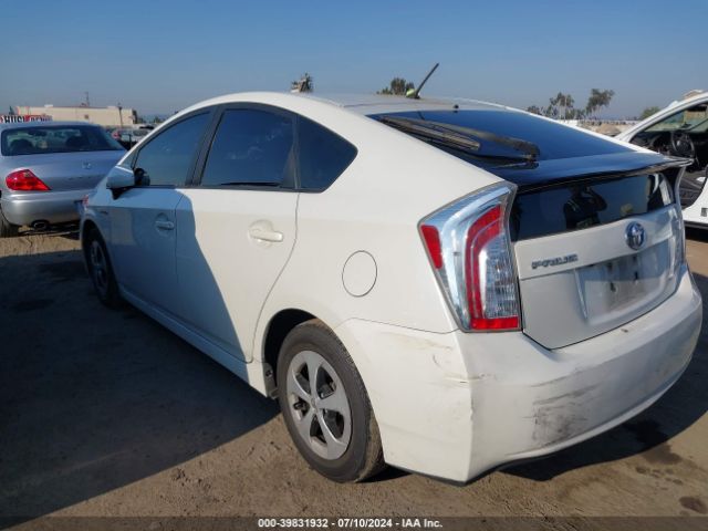 JTDKN3DU3F0426668 Toyota Prius Two