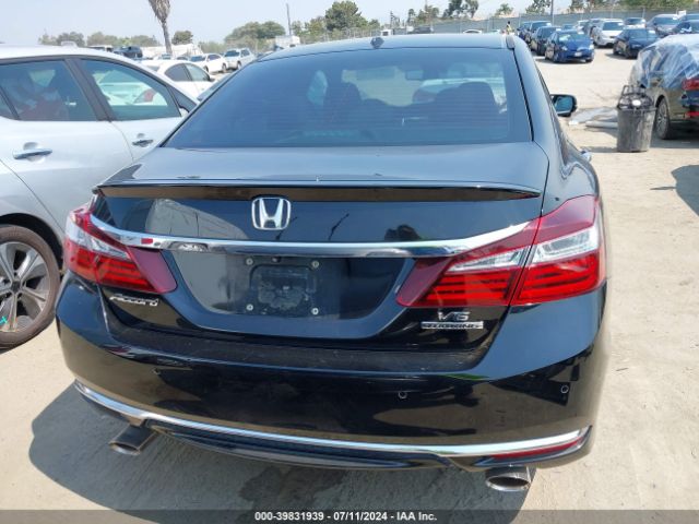 1HGCR3F95HA005826 Honda Accord Touring V6
