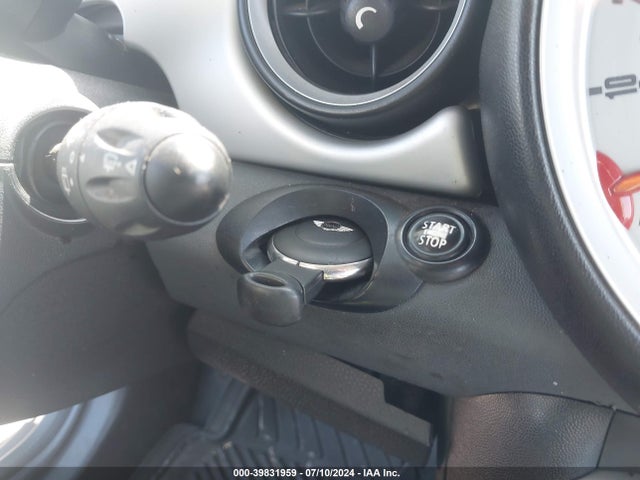 2008 MINI COOPER WMWMF33518TT62886 Photo 10