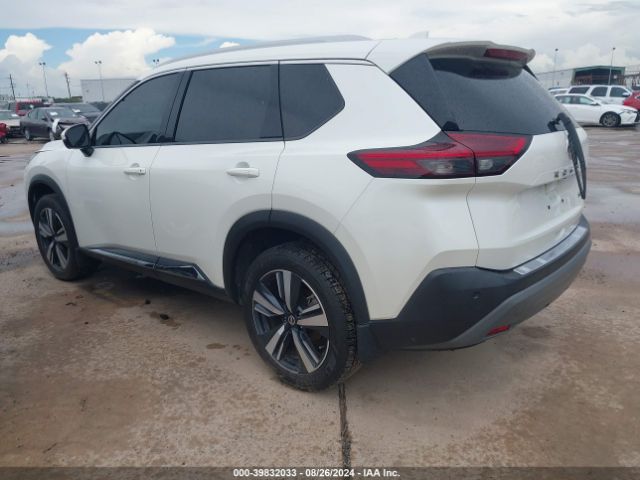 5N1AT3CA8MC670493 Nissan Rogue Sl Fwd