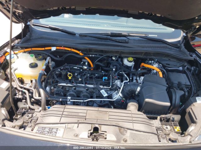 1FMCU0BZ9LUB26203 Ford Escape Se Sport Hybrid